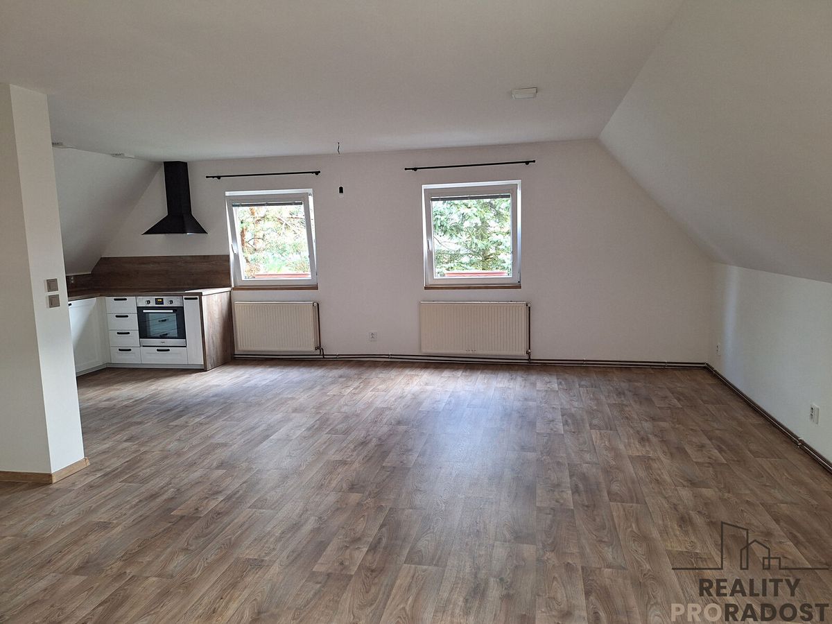 Pronájem bytu 3+kk 83 m² – fotografie 3