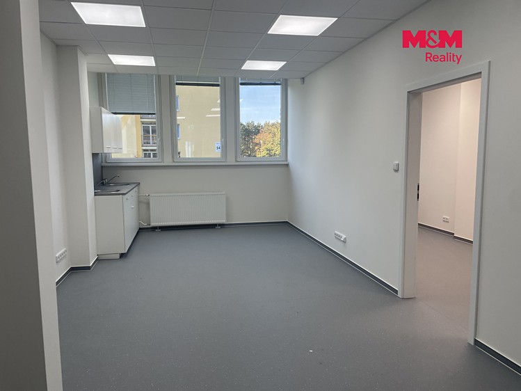 Gewerbefläche zur Miete, 48 m² (2 von 14)