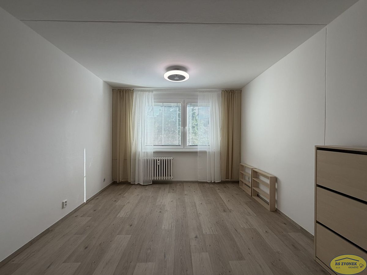 Pronájem bytu 1+1 38 m² – fotografie 4