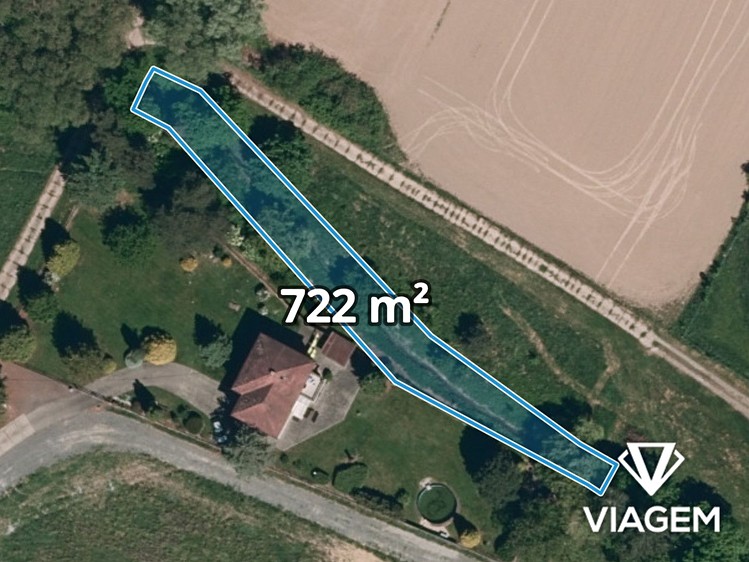 Prodej pozemku, 722 m² (1 z 4)