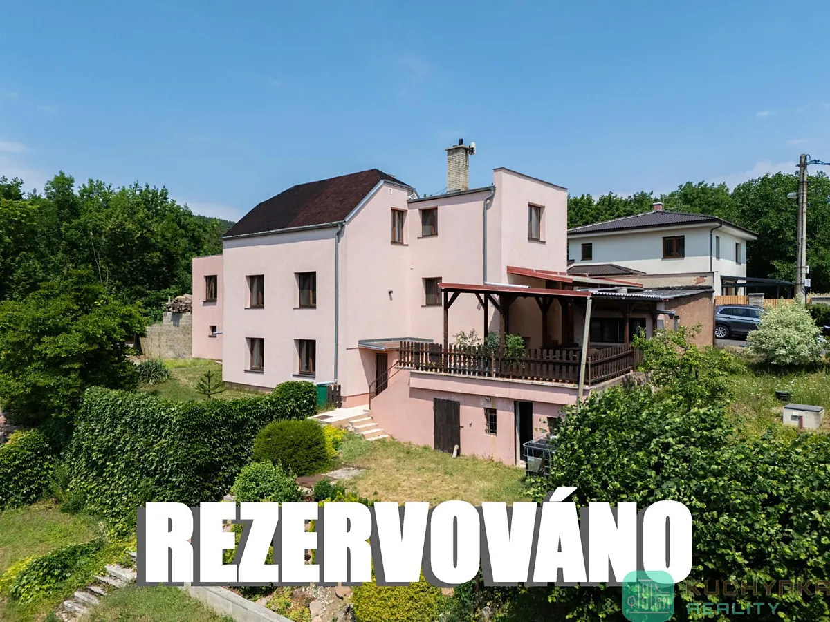 Prodej rodinného domu 265 m², pozemek 1277 m²