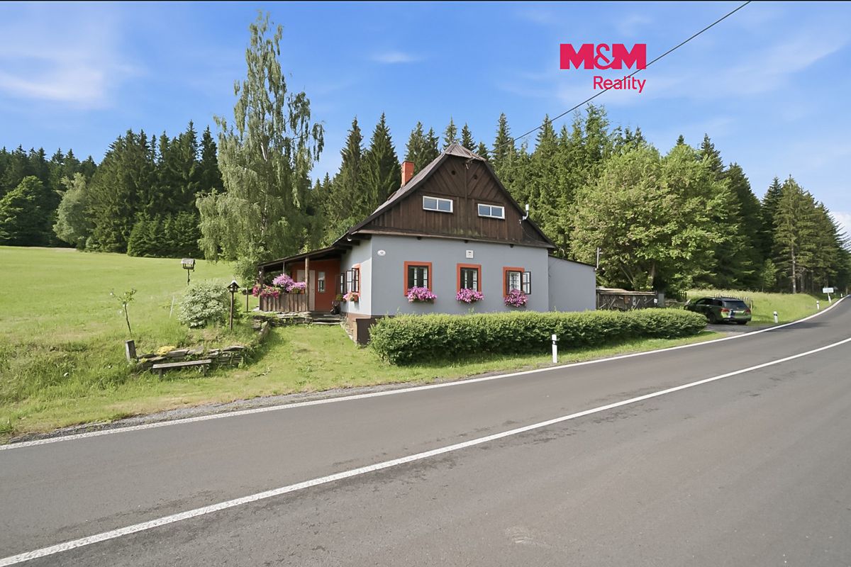 Prodej rodinného domu 181 m², pozemek 2085 m², Stará Ves – fotka 1 z 3