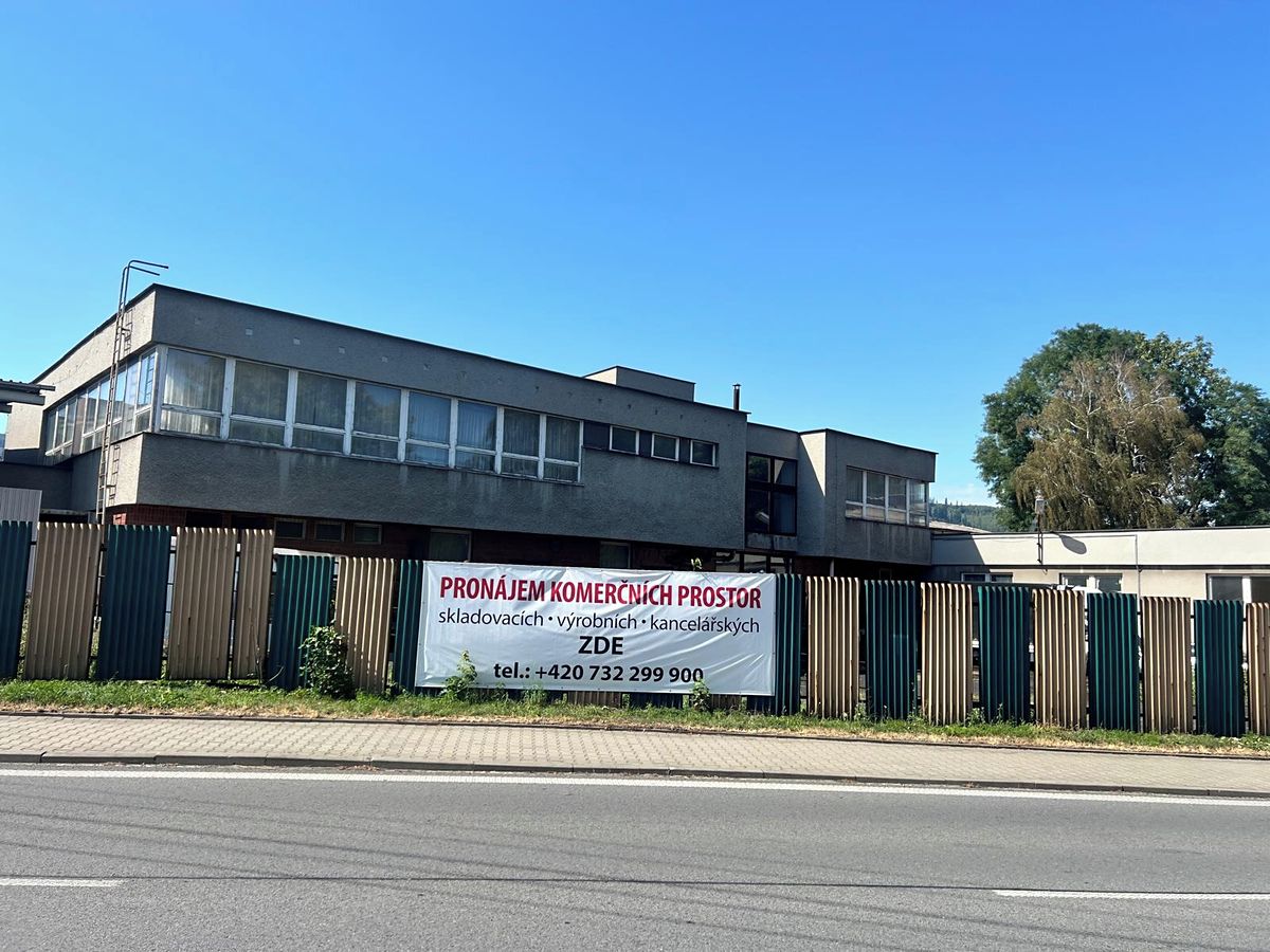Prodej komerční nemovitosti 1600 m² – fotografie 3