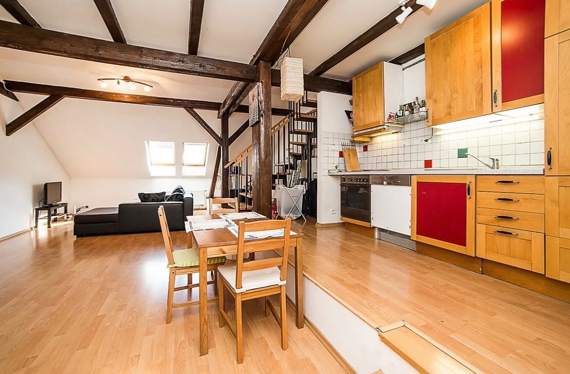 Pronájem bytu 2+kk 85 m² – fotografie 2
