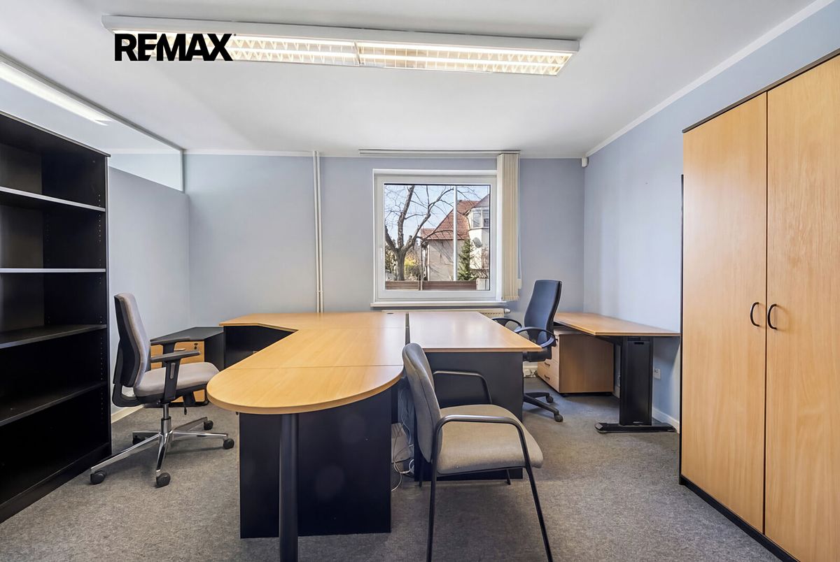 Prodej rodinného domu 398 m², pozemek 665 m² – fotografie 4