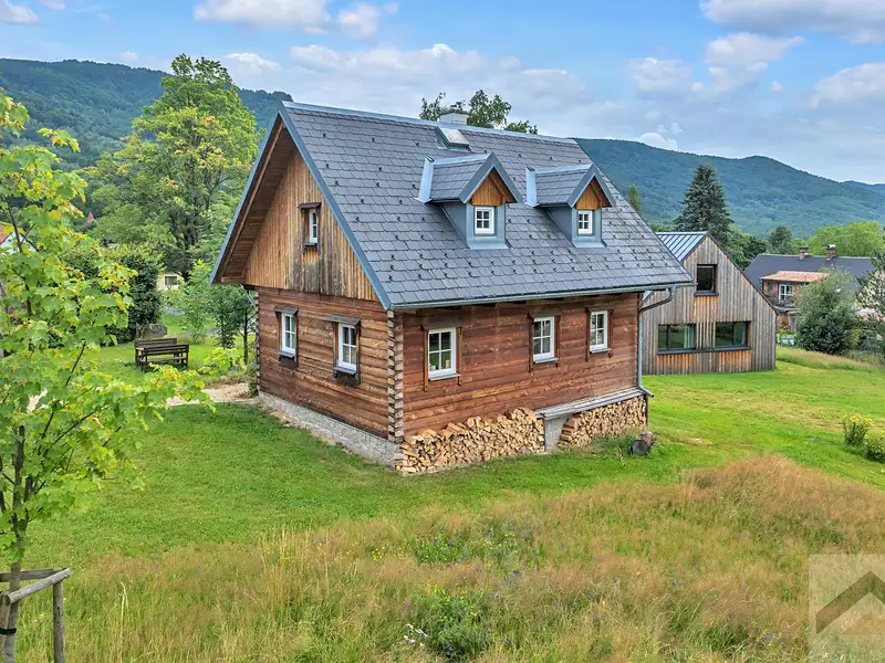 Prodej rodinného domu 655 m², pozemek 5411 m², Bílý Potok – náhled fotky 2