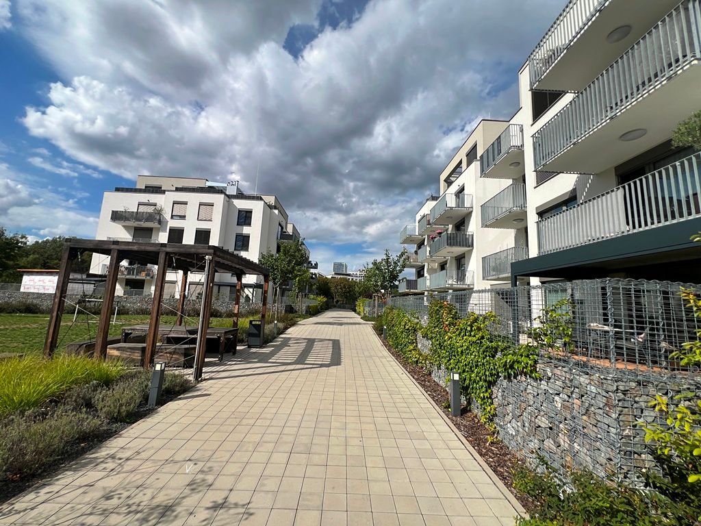 Prodej bytu 1+kk 42 m² – fotografie 2