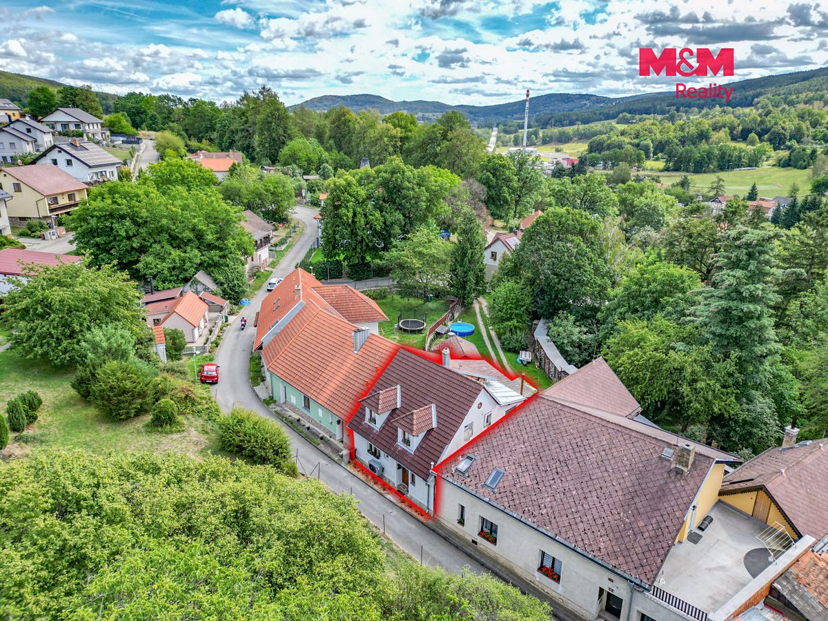 Prodej rodinného domu 101 m², pozemek 97 m² – fotografie 2