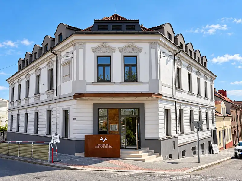 Prodej bytu 1+kk 17 m², Praha – náhled fotky 2