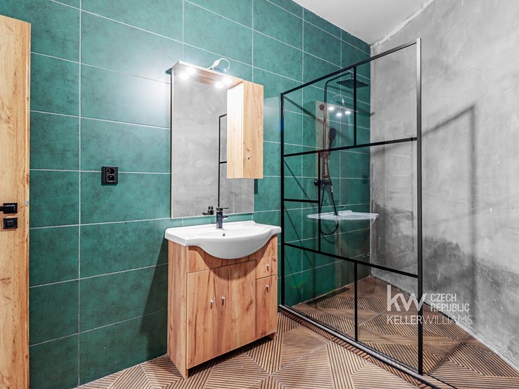 Комерційне приміщення в оренду, 427 м² (16 з 29)