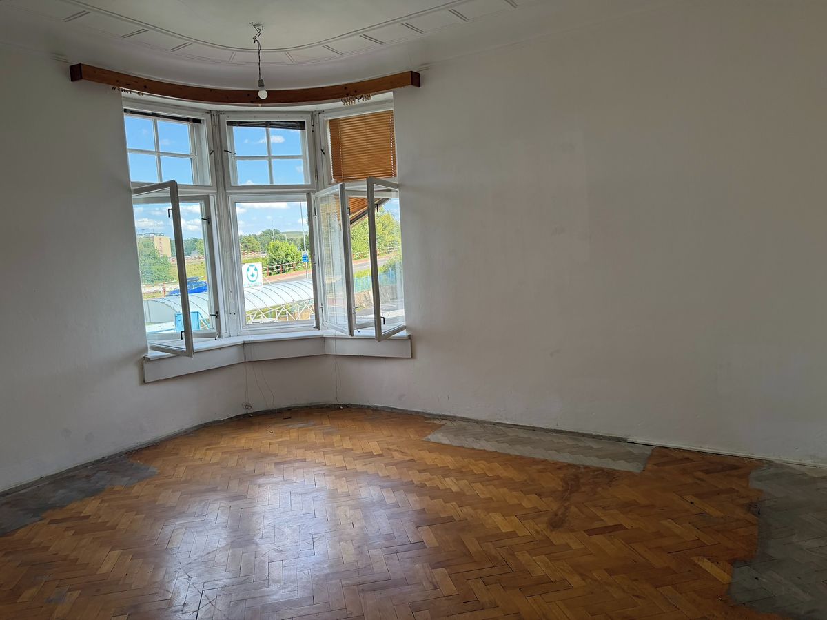 Pronájem bytu 4+1 140 m² – fotografie 3