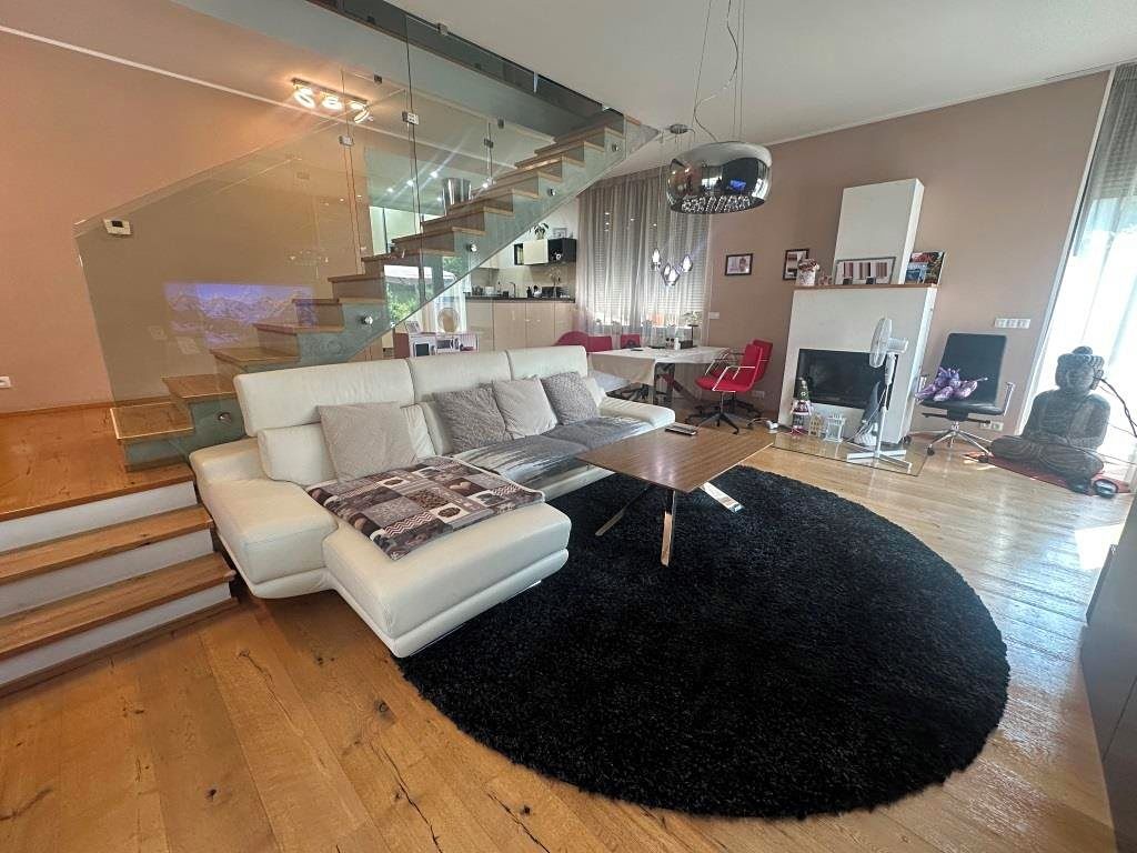 Prodej rodinného domu 216 m², pozemek 479 m² – fotografie 5