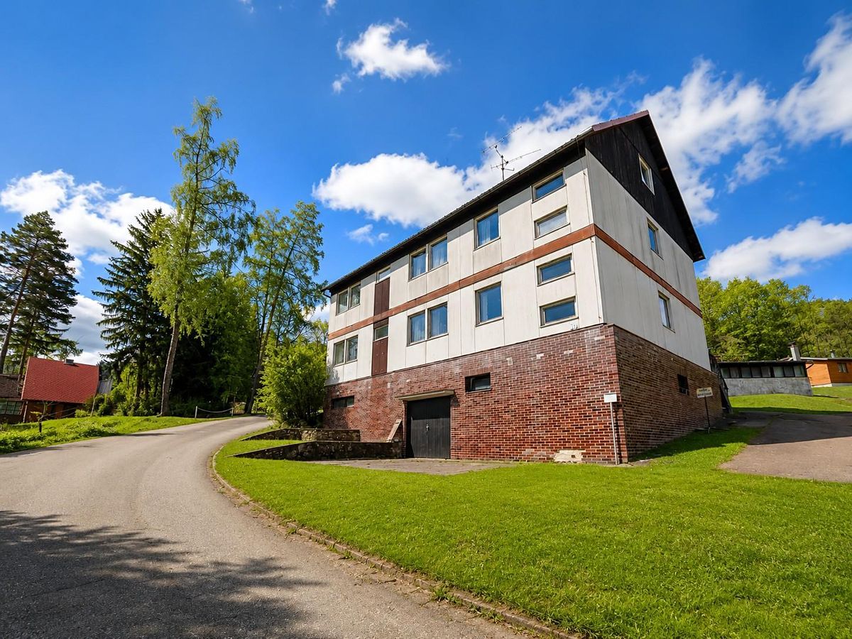 Prodej chaty 280 m², pozemek 330 m² – fotografie 2