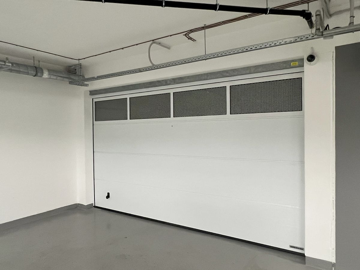 Pronájem bytu 3+kk 89 m² – fotografie 3