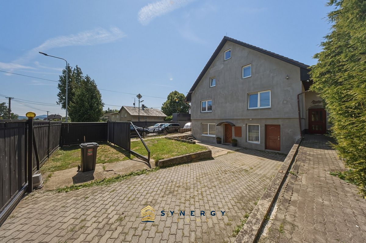 Prodej rodinného domu 200 m², pozemek 615 m² – fotografie 3
