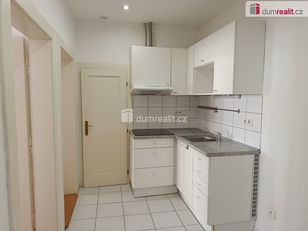 Pronájem bytu 2+kk 58 m² – fotografie 2
