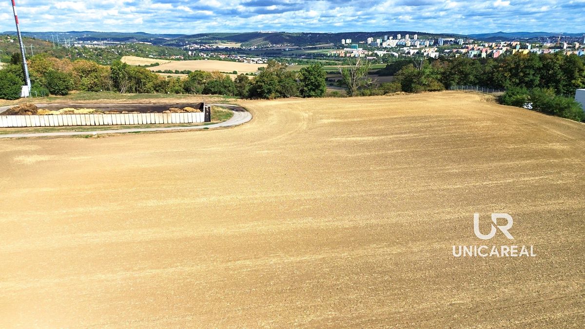 Prodej komerčního pozemku 1755 m² – fotografie 4