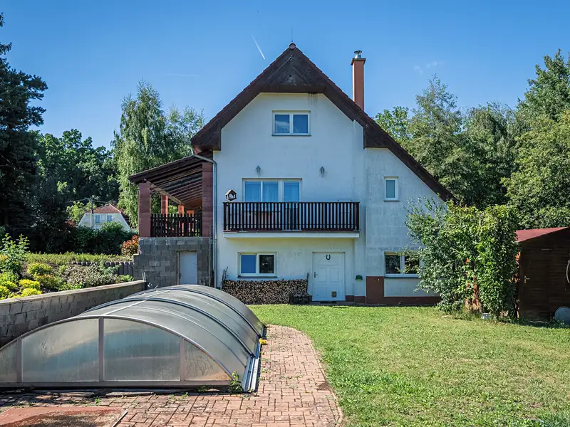 Prodej rodinného domu 191 m², pozemek 2124 m², Kostelec u Křížků – náhled fotky 3