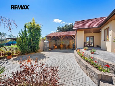 Prodej  vícegeneračního domu 148 m², pozemek 7 479 m²