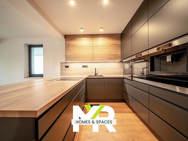 Prodej domu, 257 m² (9 z 64)