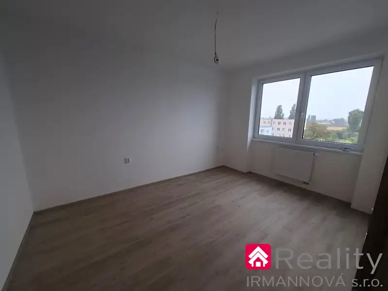 Prodej bytu 2+kk 67 m², Pohořelice – náhled fotky 2