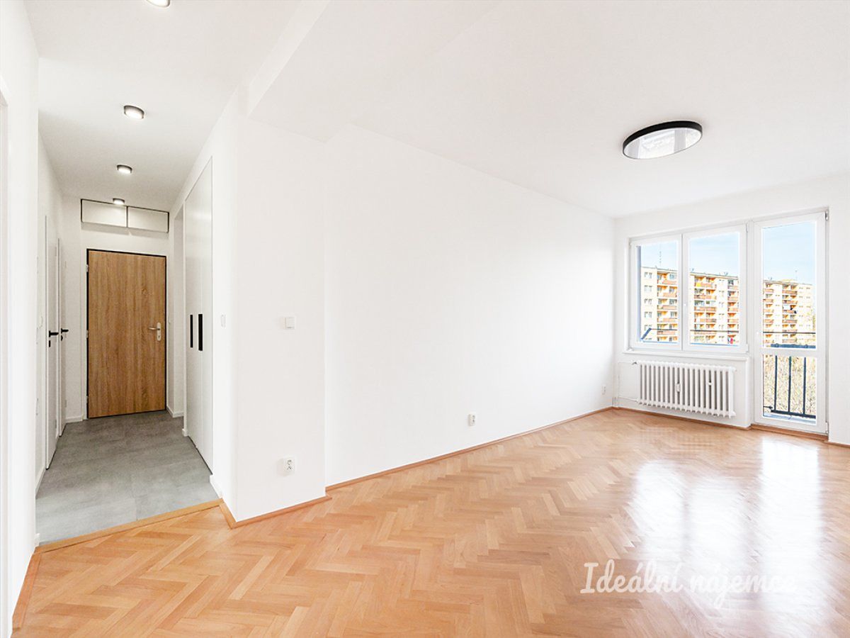 Pronájem bytu 3+1 66 m² – fotografie 5