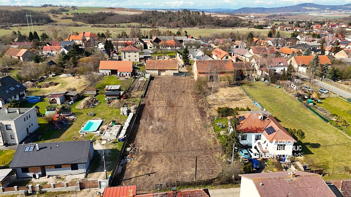 Stavební pozemek 1071 m² · Libomyšl – fotografie 5