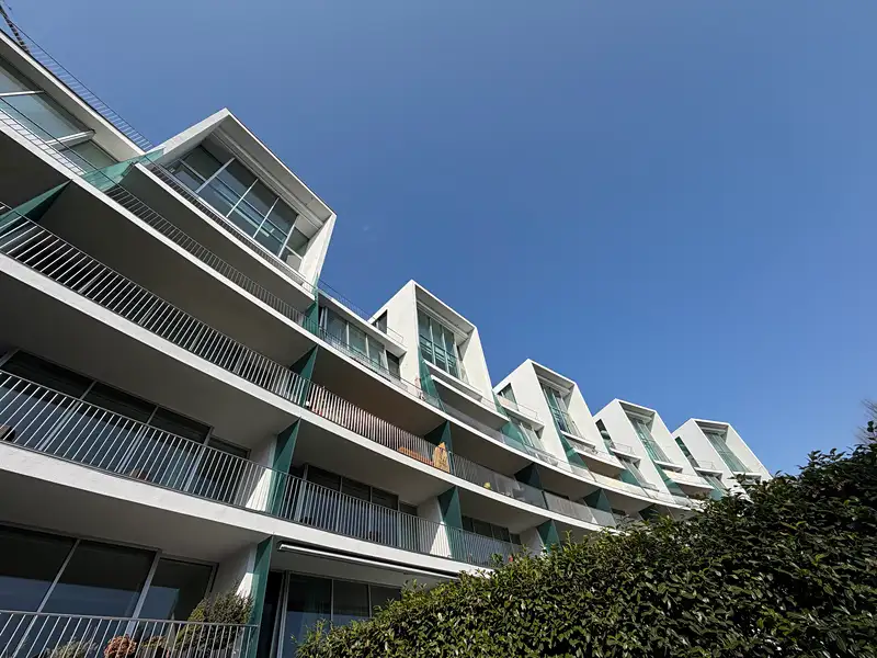 Pronájem bytu 2+kk 100 m², Praha – náhled fotky 1