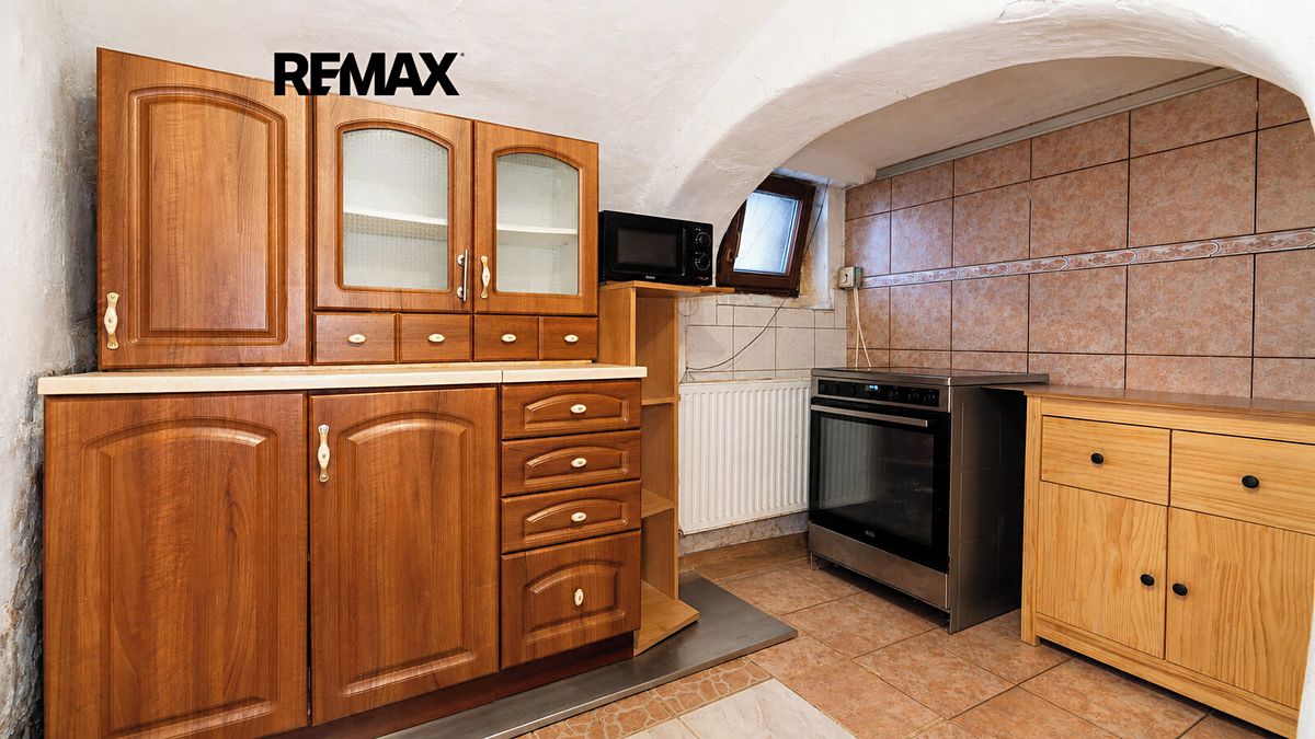 Prodej rodinného domu 110 m², pozemek 658 m² – fotografie 4