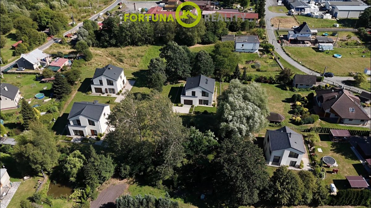 Prodej stavebního pozemku 5699 m² – fotografie 2