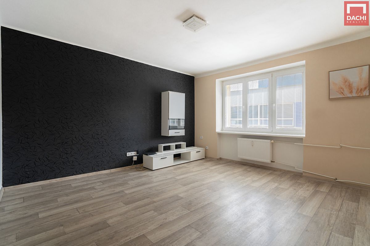Prodej bytu 2+1 56 m² – fotografie 2