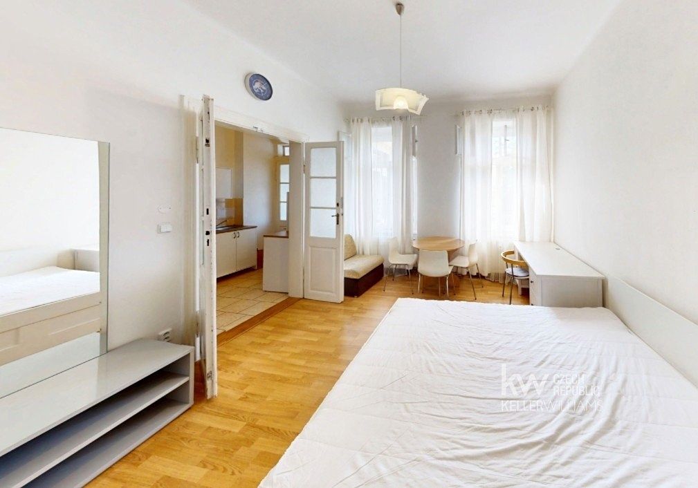 Pronájem bytu 2+1 57 m² – fotografie 4