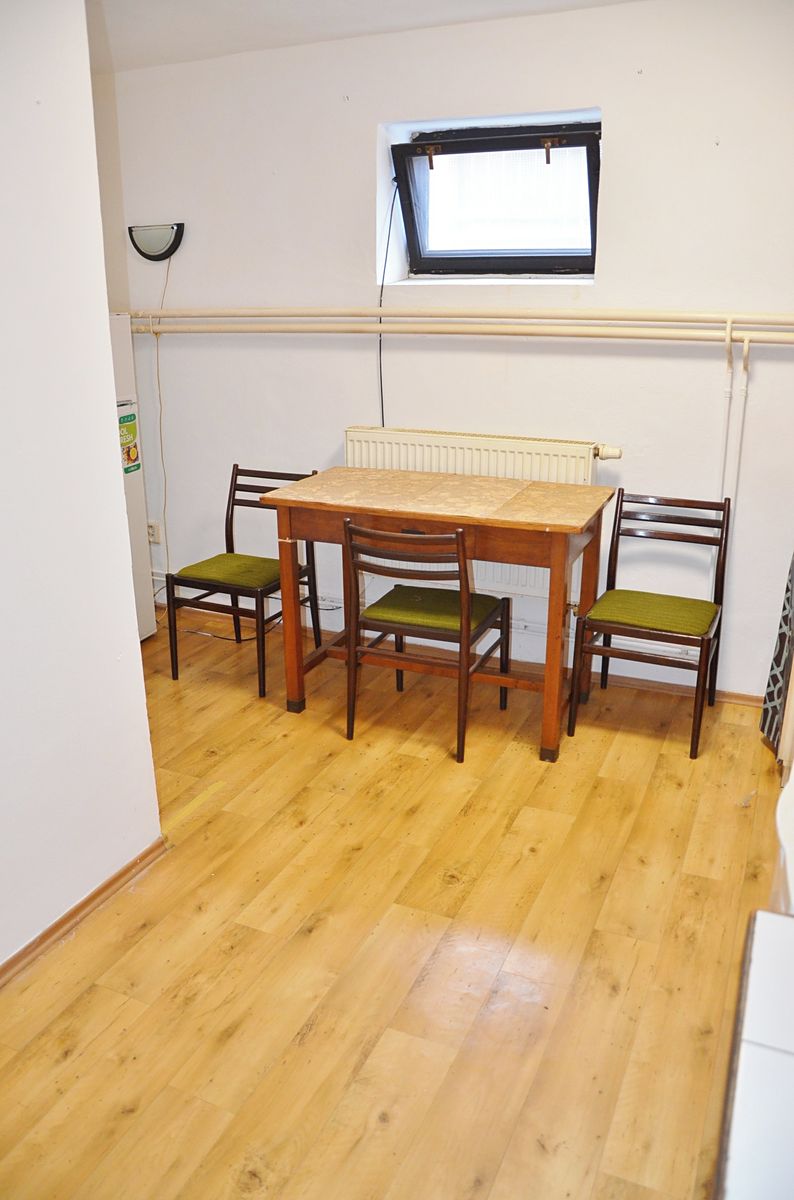 Pronájem bytu 1+1 40 m² – fotografie 2