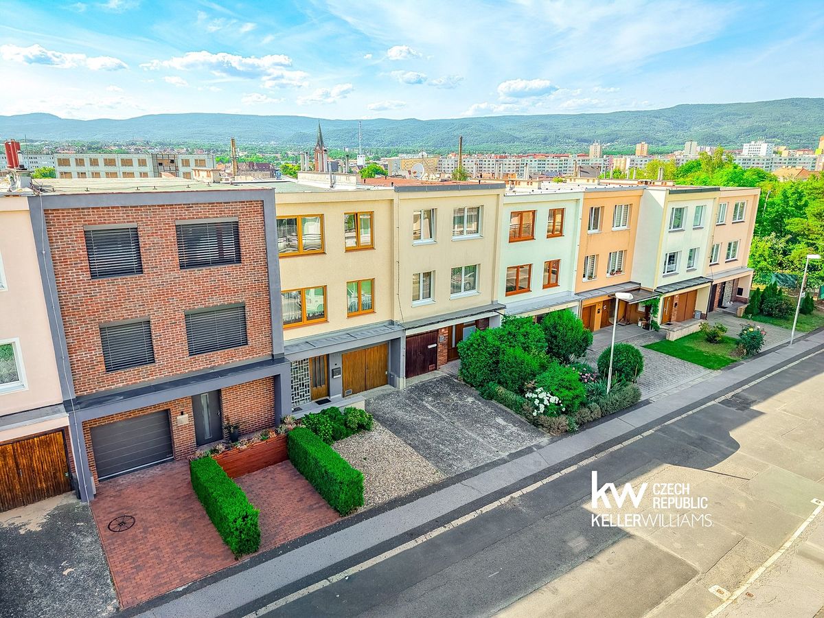 Prodej rodinného domu 252 m², pozemek 304 m²
