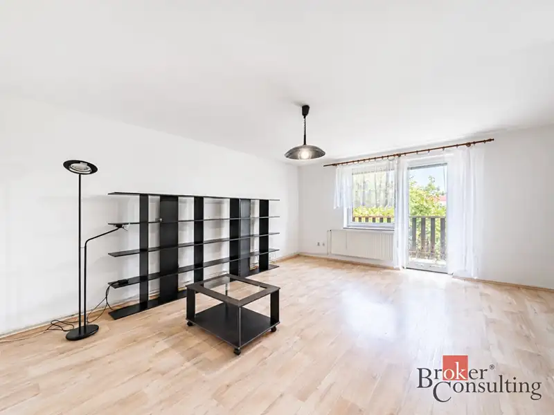 Prodej bytu 2+1 76 m², Plzeň – náhled fotky 3