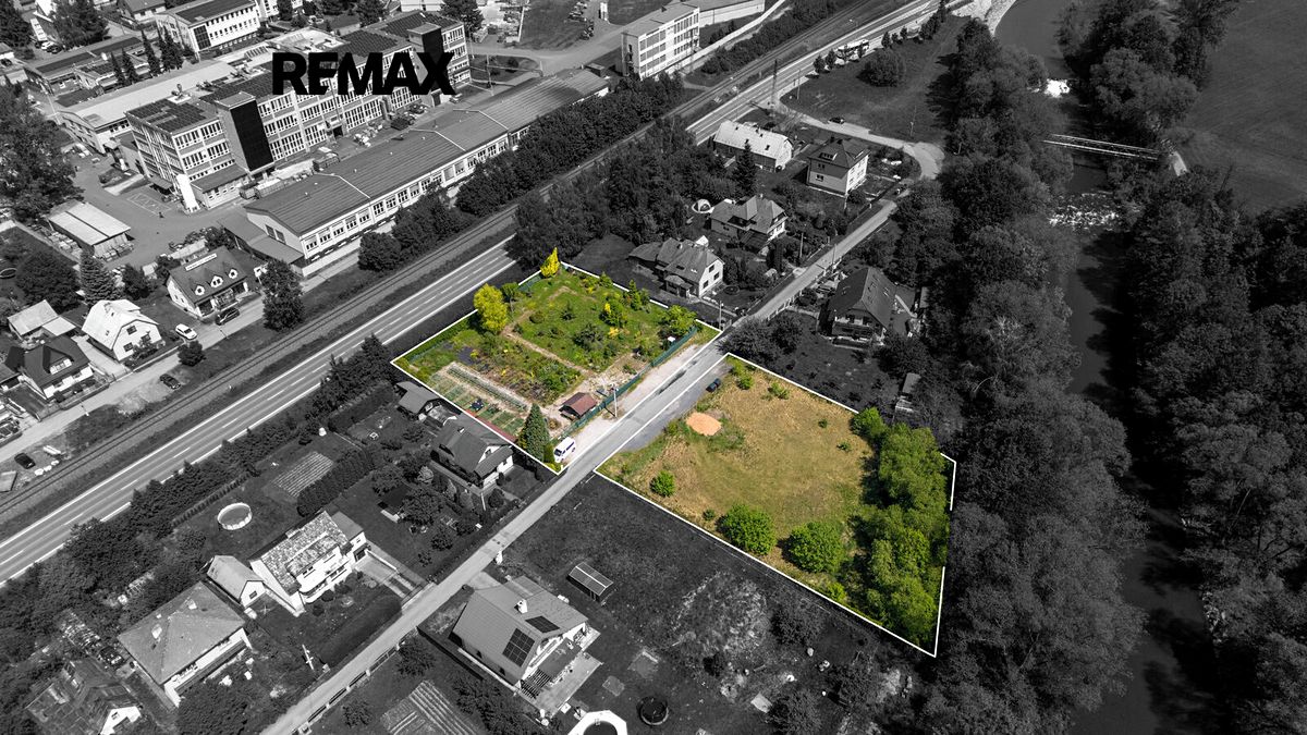 Prodej komerčního pozemku 4075 m²