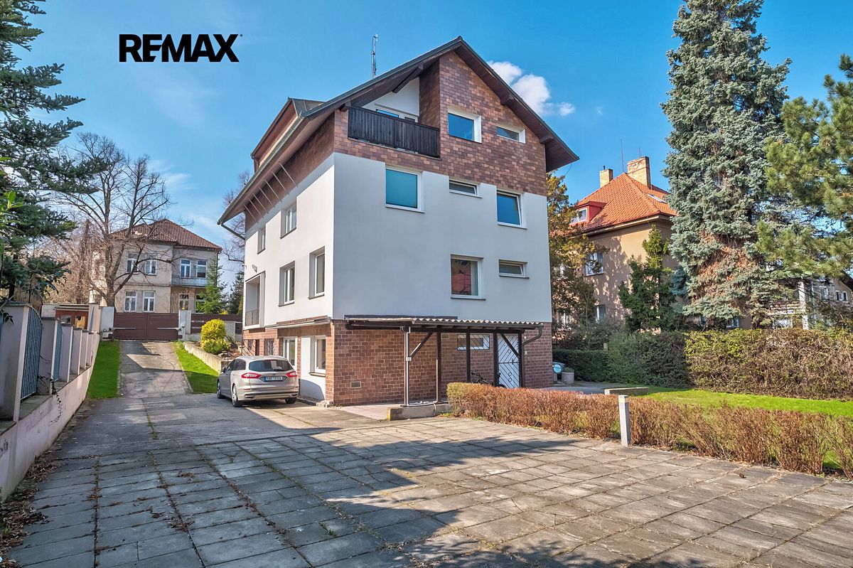 Prodej rodinného domu 398 m², pozemek 665 m² – fotografie 5