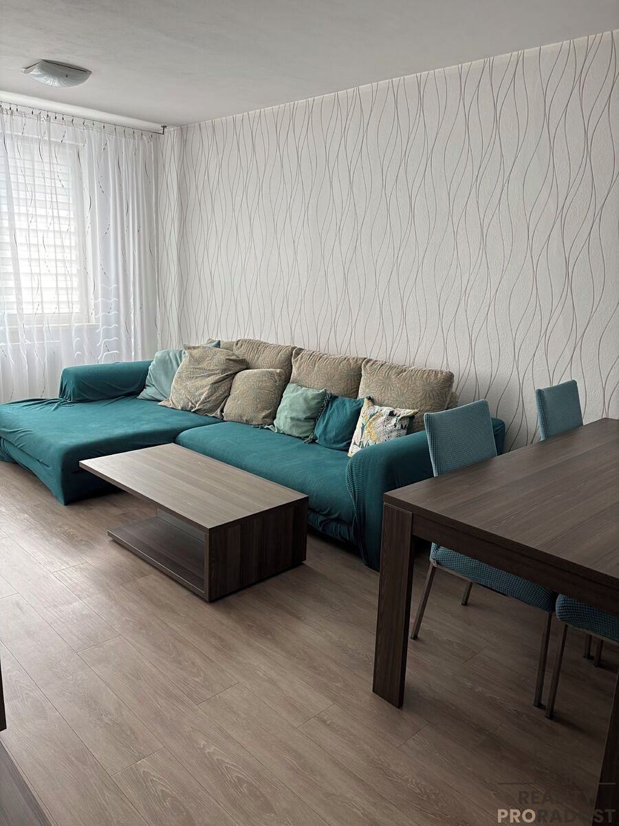 Pronájem bytu 3+kk 78 m² – fotografie 2