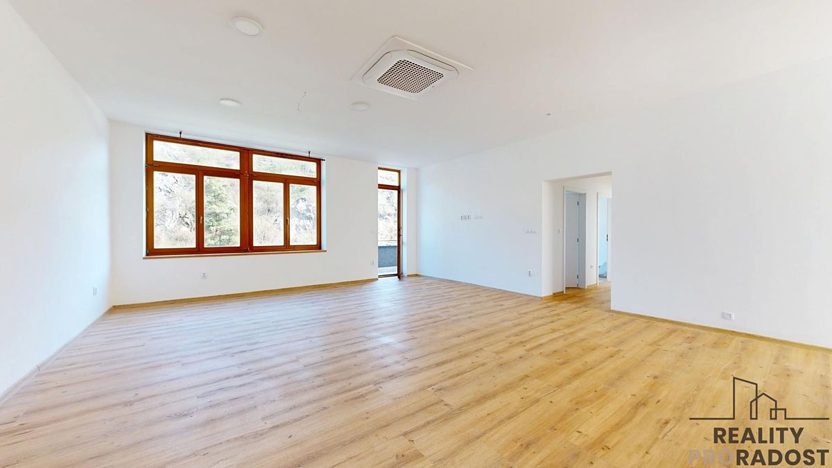 Prodej bytu 4+kk 108 m² – fotografie 3