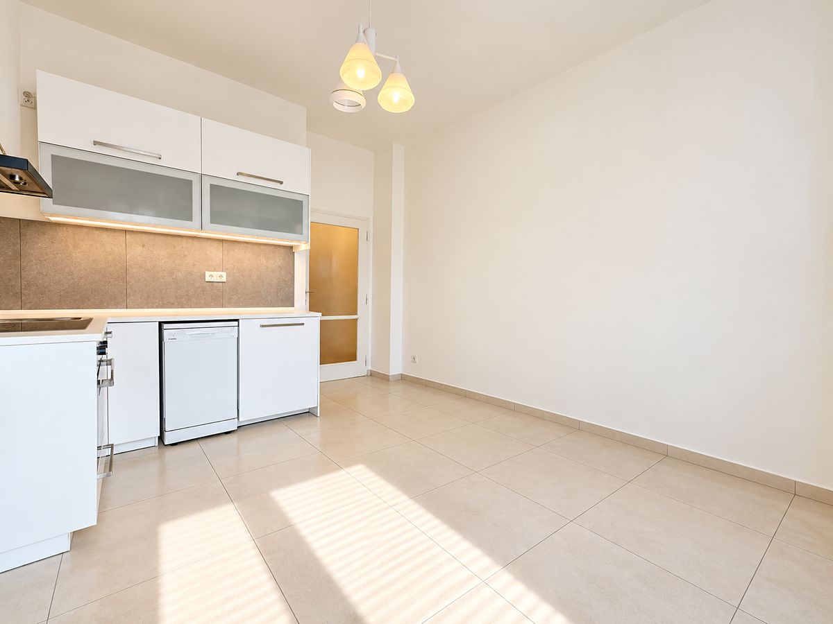Pronájem bytu 2+kk 50 m² – fotografie 3
