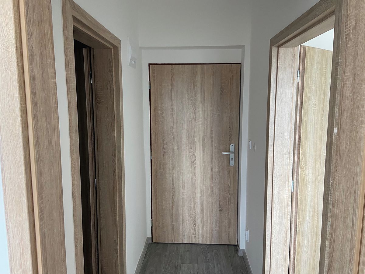 Prodej komerční nemovitosti 1800 m² – fotografie 4