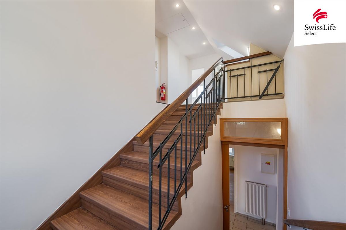 Prodej rodinného domu 196 m², pozemek 462 m² – fotografie 3