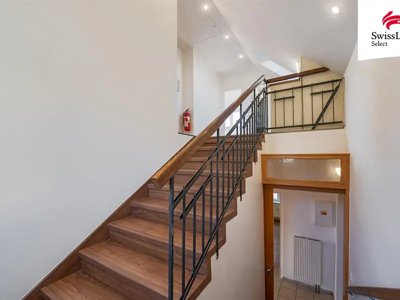 Prodej rodinného domu 196 m², pozemek 462 m², Praha – náhled fotky 3