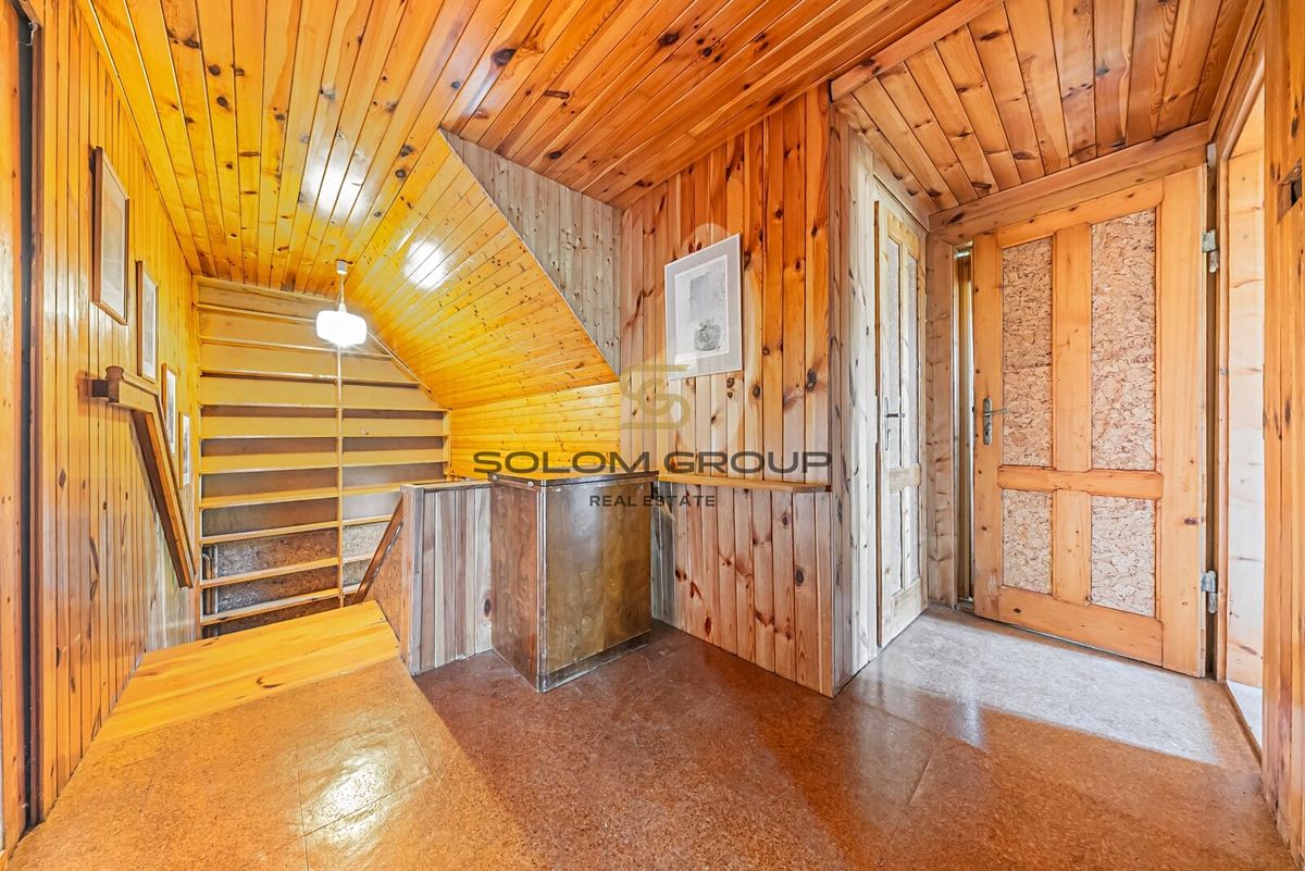 Prodej rodinného domu 160 m², pozemek 853 m² – fotografie 5