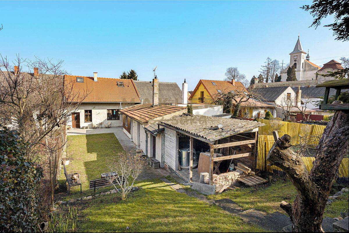 Prodej rodinného domu 135 m², pozemek 327 m² – fotografie 4