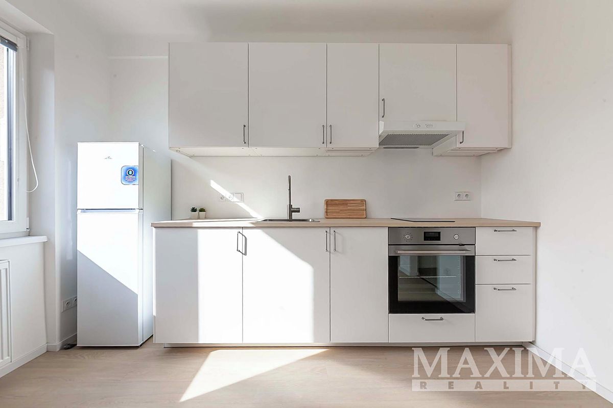 Pronájem bytu 1+1 37 m² – fotografie 4