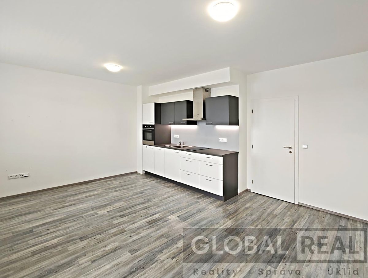 Pronájem bytu 2+kk 43 m²