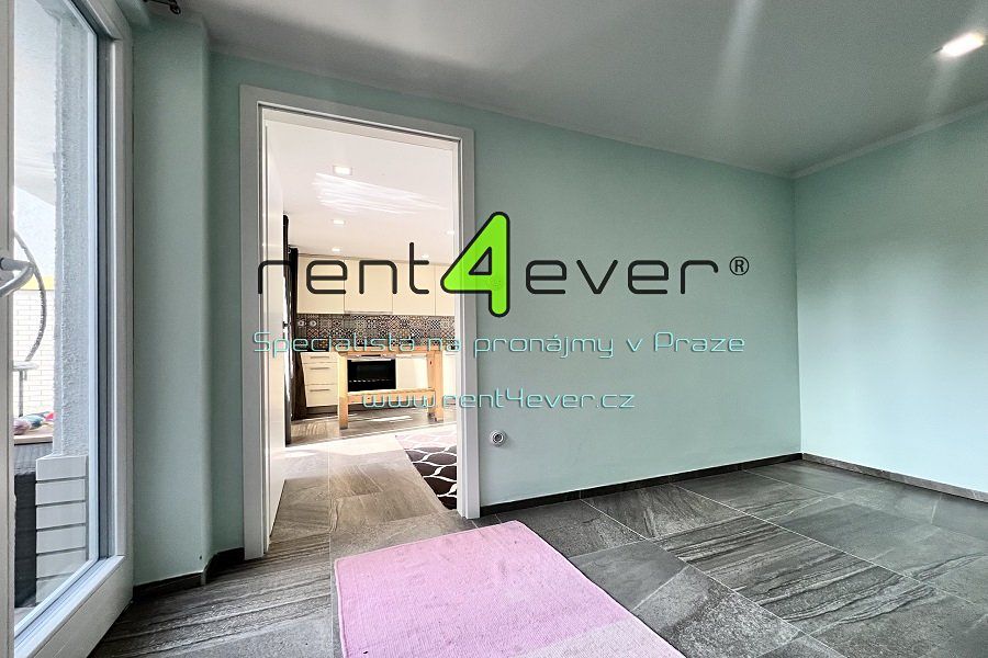 Pronájem bytu 1+1 28 m² – fotografie 5