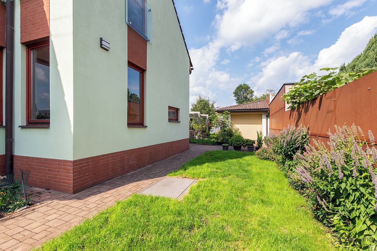 Prodej rodinného domu 200 m², pozemek 627 m² – fotografie 3