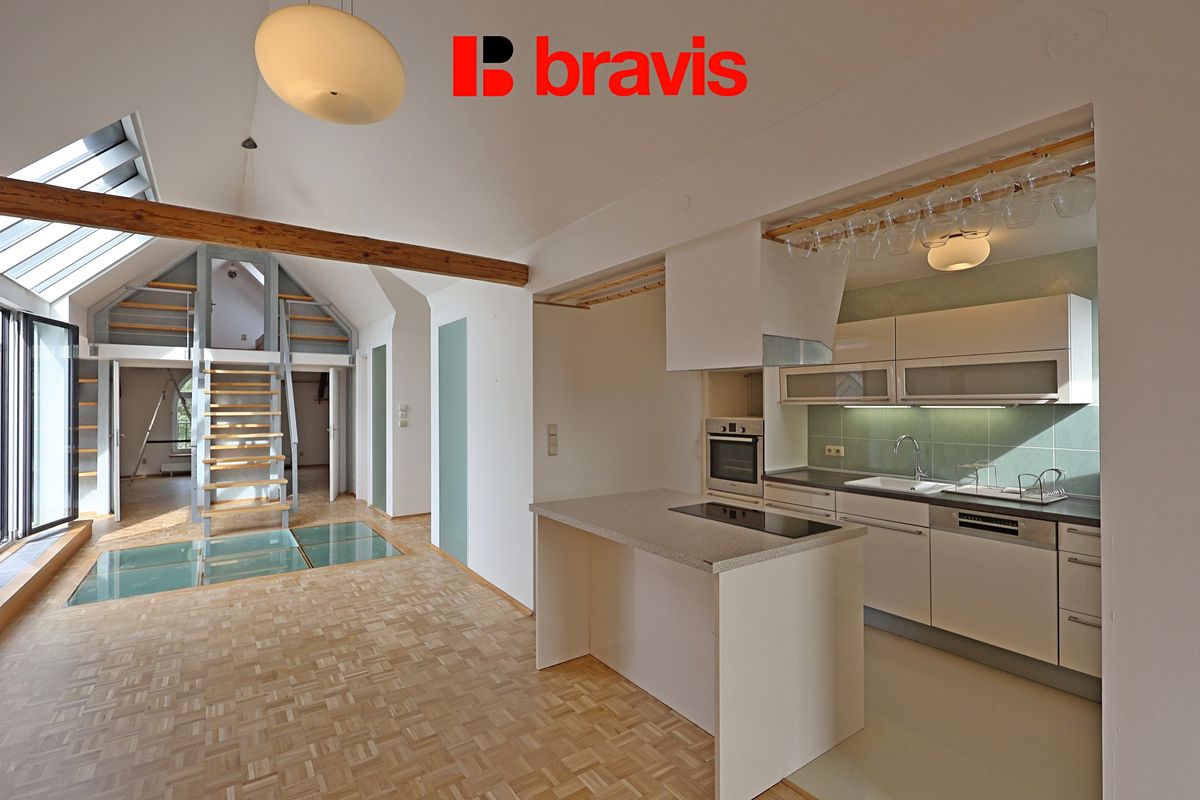 Pronájem bytu 4+kk 125 m²